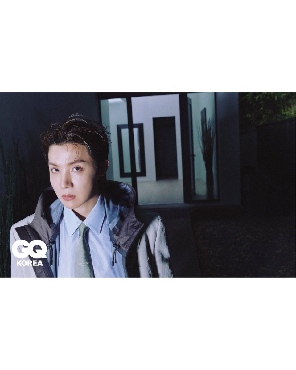 btschartsxdaily's tweet photo. [NEWS] New Photos of #JHOPE x GQ Korea (3)💜

https://t.co/c5AR83eqqf
#JHOPExGQKorea https://t.co/b528sB8ZGX