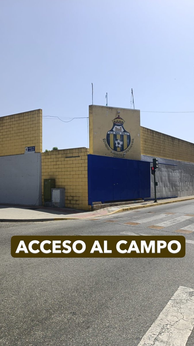 RCDNuevaSevilla's tweet photo. 📌 COMUNICADO OFICIAL

El club informa que hoy empiezan a entrenar distintos equipos en nuestro estadio y que el uso y disfrute de nuestras instalaciones, aún no estarán disponibles en su totalidad.

Acceso por la puerta de abajo. Solo jugadores al césped y aficionados a la grada https://t.co/Q5RgKaEkFW