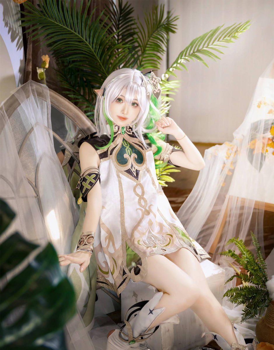 wRld7s96s71w8g's tweet photo. Just had the best day at the anime convention! Met my favorite seiyuu, scored limited edition merch, and stayed up till 2am geeking out with fellow fans.  #AnimeCon #CosplayDay https://t.co/WtRWYvoxEn