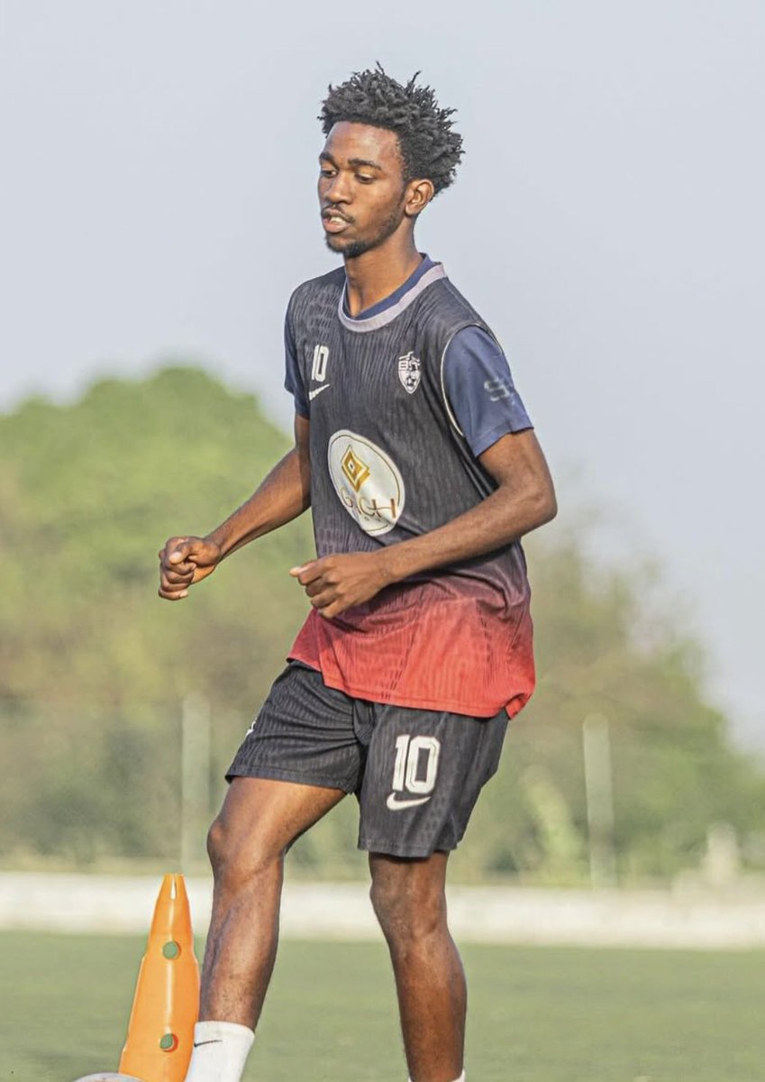 BenBocsak's tweet photo. 🇬🇲 Two young Gambian teenagers are reportedly heading on trial to Liverpool’s academy. 

Musa Jatta a midfielder and Sheriff Bah an attacking midfielder from BST Galaxy have both attracted the attention of Liverpool scouts. https://t.co/DCxQEvqh79