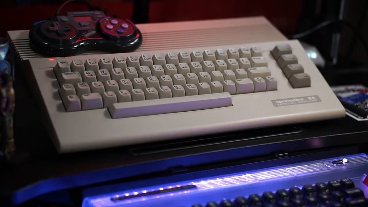 thebriandunaway's tweet photo. ICYMI! 8Bit Computer Club!

We continued our journey w/ "The Hobbit" on the 64C
Apple IIgs 8bit requests (MiSTer)
Best of '87 Commodore Magazine!
Demos from the scene &amp; more!

YouTube: https://t.co/XRFiJC6H1Z

#C64 #Commodore64 #AppleIIgs #MiSTerFPGA #Retro #Hobbit https://t.co/aMjtUTNRLr