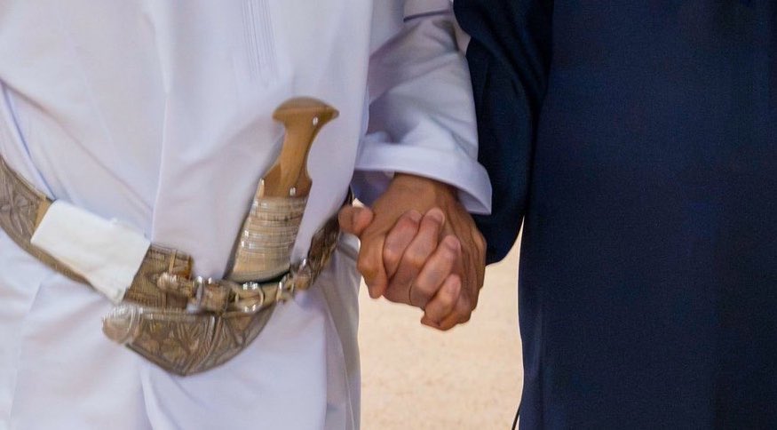 hasan_altahir's tweet photo. صورة تختصر كل شيء 
بين الإمارات و عمان 🇴🇲🇦🇪

قلب واحد ❤️ https://t.co/RV87eaHMTE