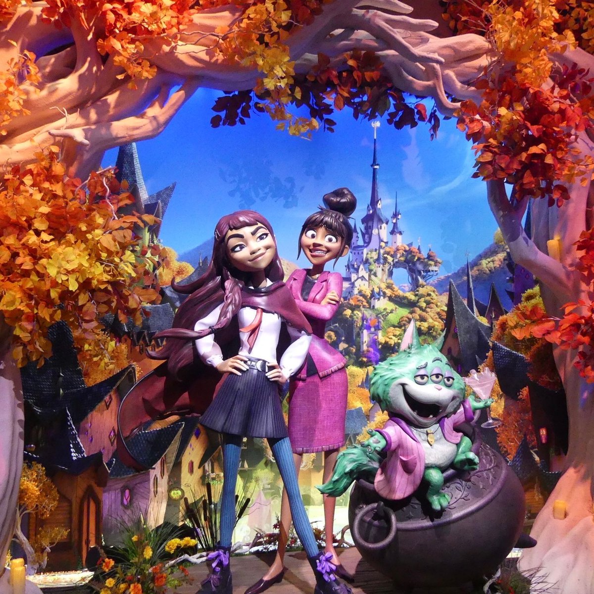CultureSlate's tweet photo. Amazing display promoting Walt Disney Animation’s upcoming film #Hexed at #D23Expo! ✨ https://t.co/dyecDg9eXv