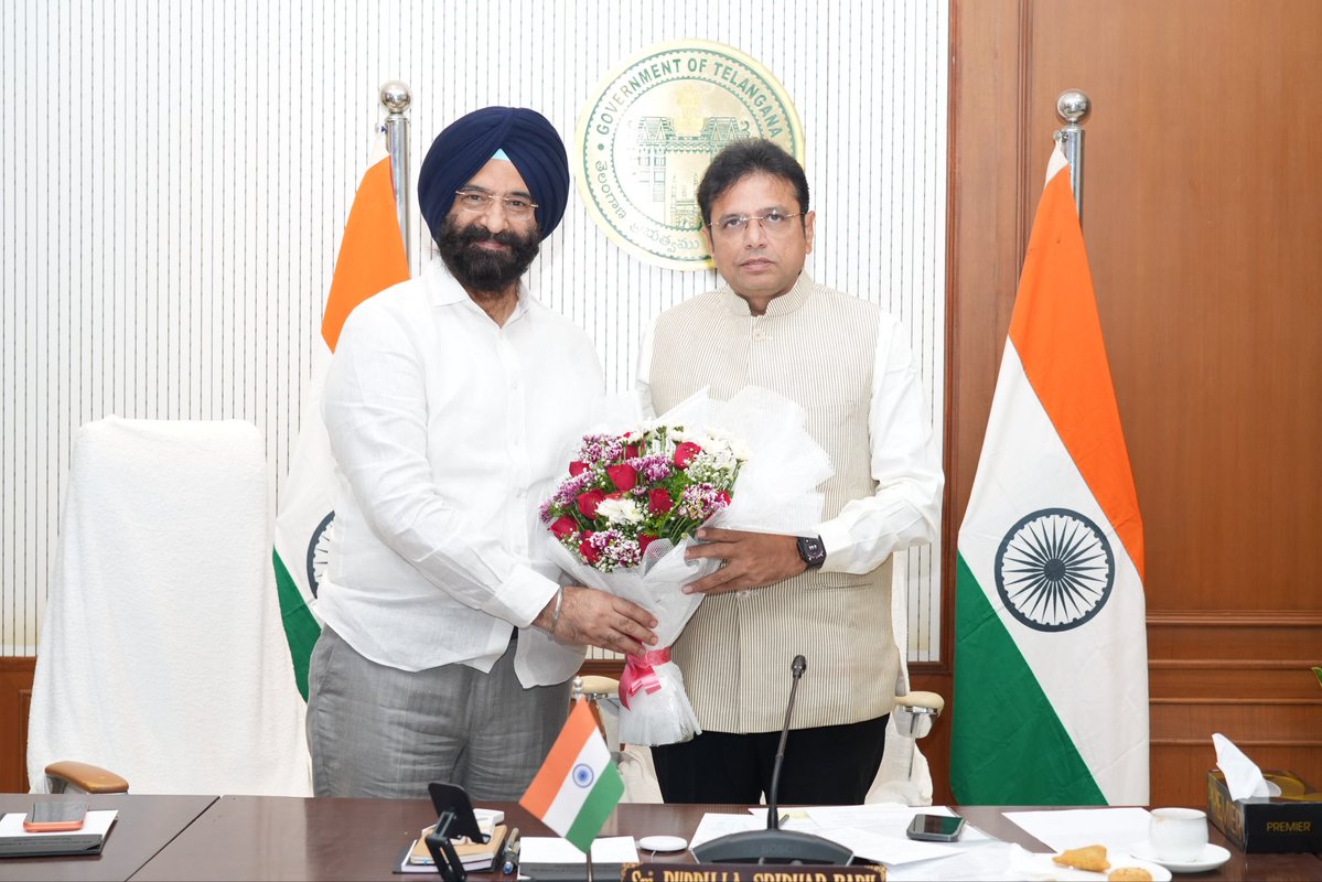 OffDSB's tweet photo. Met Delhi Industries Minister Shri Manjinder Singh Sirsa and senior officials at the Secretariat today to discuss industrial development and investment facilitation.

Shared Telangana’s experience in industrial parks, infrastructure, land allotment and TG iPASS, our single window system for faster investment approvals.

As part of their visit, the delegation is here to understand Telangana’s approach to industrial development and how we are making it easier for investors to set up and grow their businesses.

#tgipass #ministers #collabration #delhi #Telangana