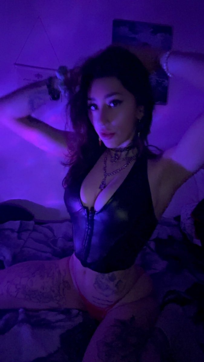nymphiepie's tweet photo. I’m going live tonight, wanna join in? 🫣💦

https://t.co/3vzA5n2sY8 https://t.co/ttyzRZwqqn