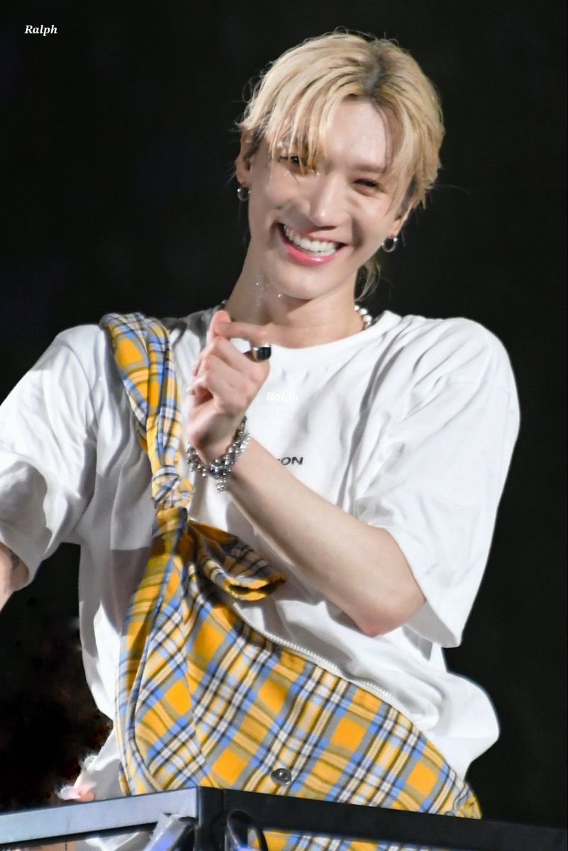 10nie_lee tweet picture