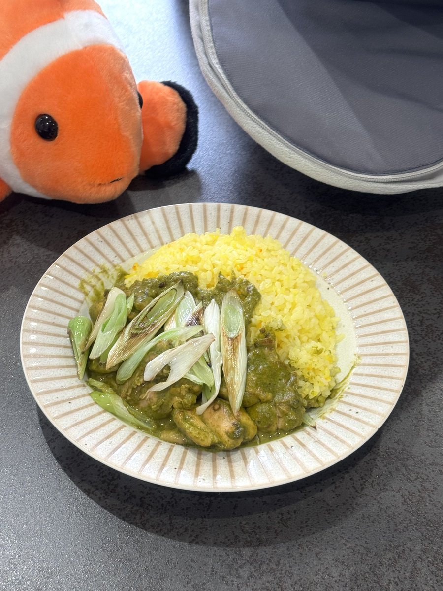 stu48_sayan's tweet photo. #NATSLIVE
さーやんエネギリッシュごはん꒰⍢꒱

今日は＂ねぎサグカレー＂🍛🥬

ほうれん草たっぷり！ネギたっぷり☺️
うま〜やんだった👍🏻✨

スパイスカレー初だったよ🫪

次回は9/9 21時~です🔅

#STU48 https://t.co/Gmoi4oWMen