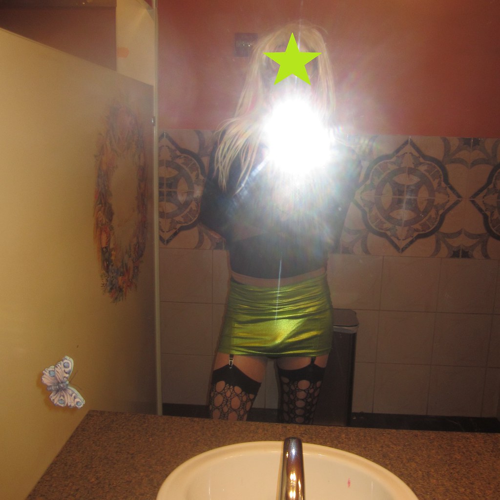 StaciV78934's tweet photo. @ the porn theater a SISSY can dress like a SLUT in public and get treated like one by horny MEN.....thats why I go
#sissylife #sissy #sissygay #gaycruising #crossdresser @travesti #sissy4sissy #gaysissy #sissylifestyle #shinyfetish #slut #sissypride #VERS https://t.co/I0tv13FWv7