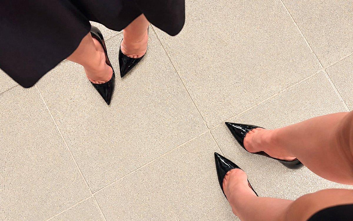 _aside______'s tweet photo. #killerheels #120mm #pointedtoe #heels #pumps #shoes #stilettos #office #toecleavage #formal #elegant #courtshoes #escarpins #heelsofcourse #pointedheels #shoeaddict #pantyhose #tights #workshoes #officeshoes #workheels #classicpumps #heelsaddict #100mm https://t.co/yWU2OXFDAw