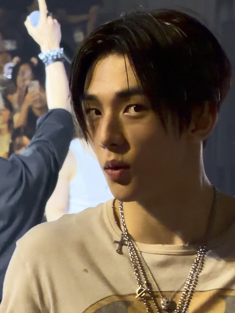 kingxHyunjin's tweet photo. he is so adorable 
#Hyunjin  https://t.co/NFouyQRN3r