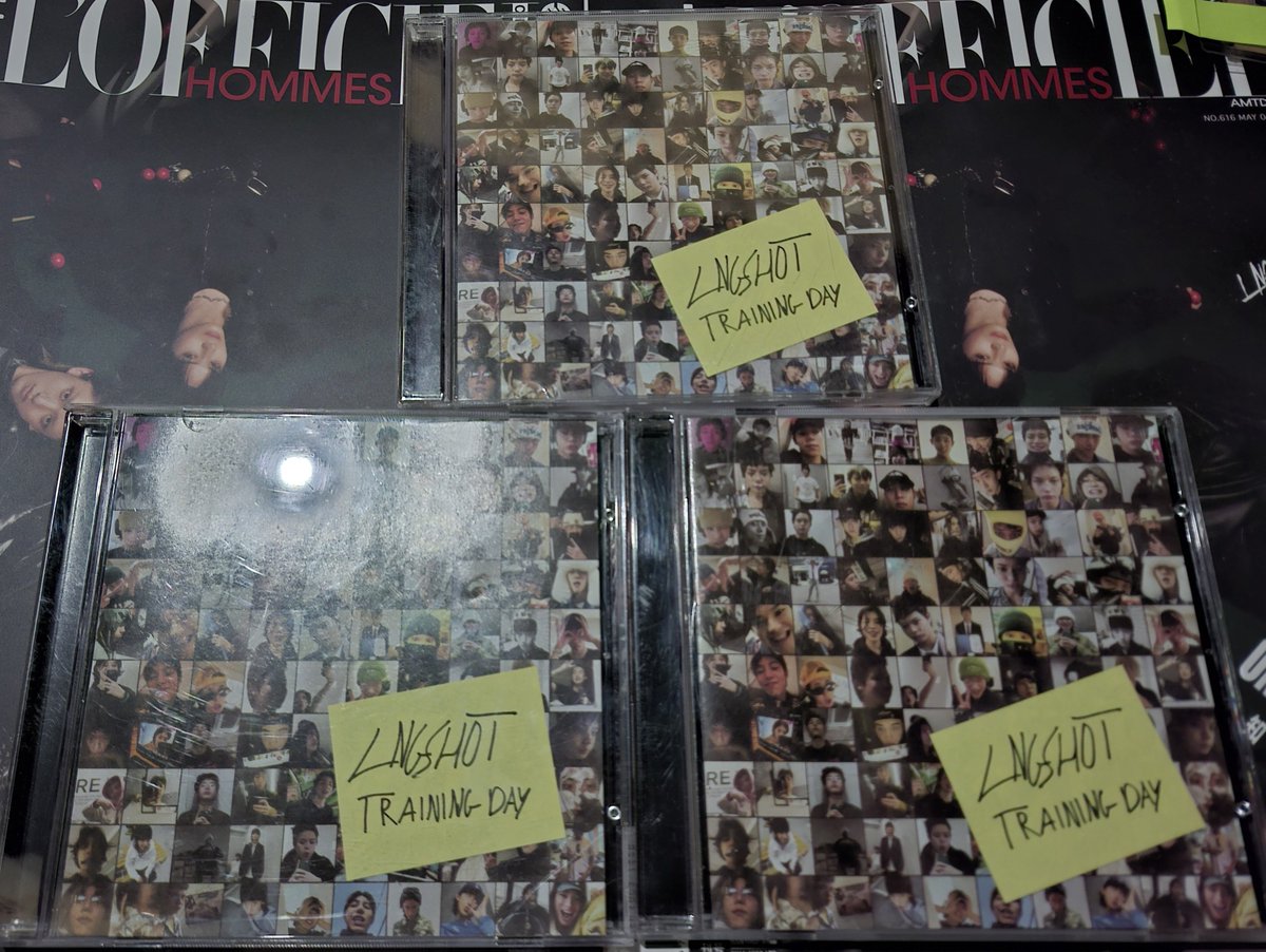 jiestore4's tweet photo. Giveaway album tday 😚 

Nggak tau ini edisi apa edisi 17 agustus aja kali ya? 😭🤚🏻

Rulesnya 

1. Follow me
2. Help rt tweet ini sama ini https://t.co/AWAK7riXiT
3. Join grupkuuuuu
4. Komen done JIE

List done rules digrup yaaaa sekalian pengundiannya 😎 https://t.co/klhq6RLgxs