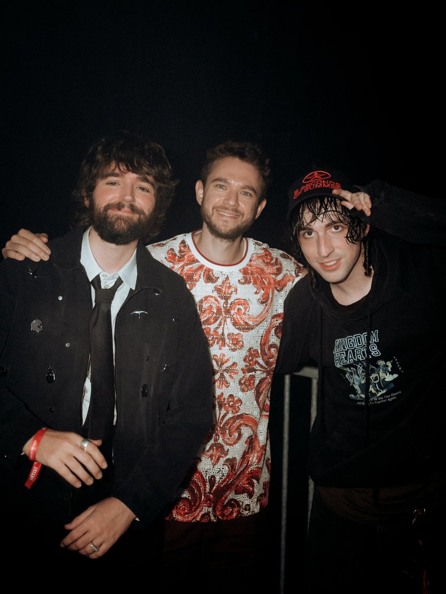 madeon's tweet photo. Fun with friends. Thank you @Zedd for inviting me https://t.co/nUI69fOOT9