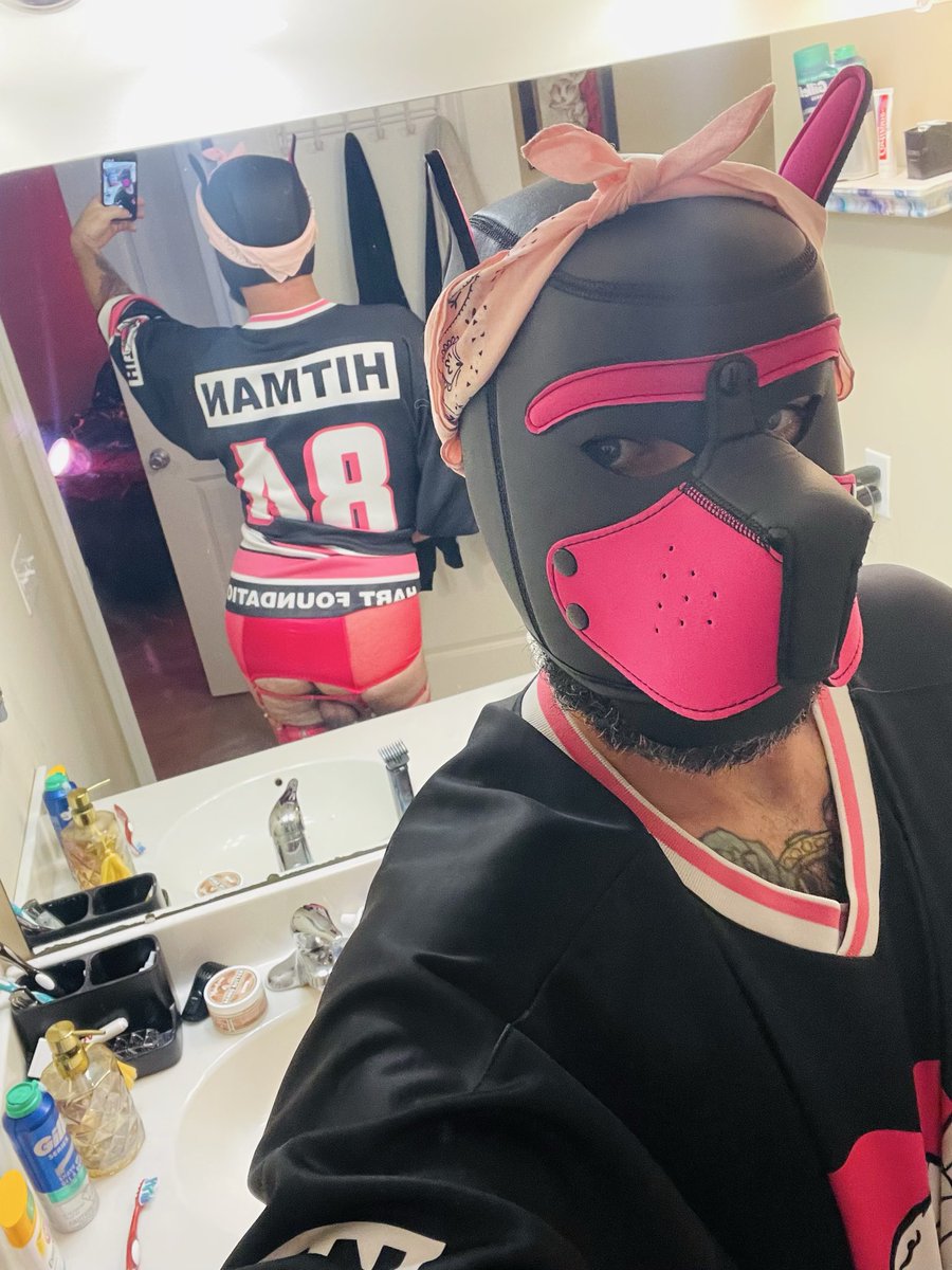 counterpartnik's tweet photo. Bret the HITMAN hart #pup #gaychastity #chastity #pupplay #boi #fag #gay https://t.co/g37a8WeBgu