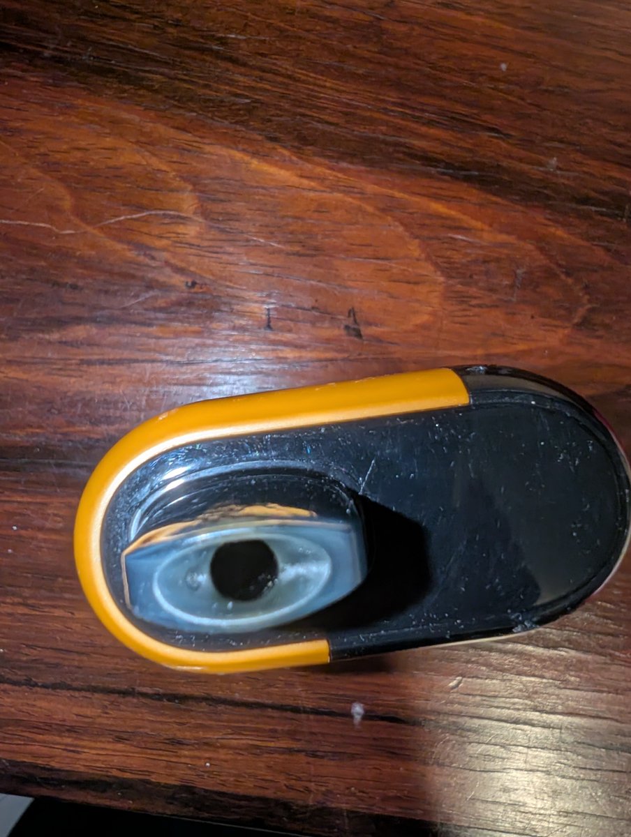 theadachislut's tweet photo. does this look safe to hit I just cleaned it after picking it up from the ground (It wasn't there yesterday so someone must've dropped it and it still works) https://t.co/3Qa8dAnFf3