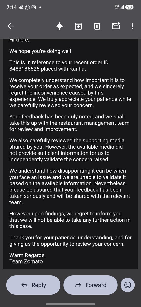 HritikNotRitik's tweet photo. @zomato @zomatocare This is what we get everyone,  stop ordering from @zomato . They don't care for your money, it's not guaranteed that you will receive your food correctly, jhoota bh mil skta h or pese bh nh milege wapis.
@zomatocare hatsoff.
And everyone can see the image it's preety clear.
#scam https://t.co/B54PSS5RpT