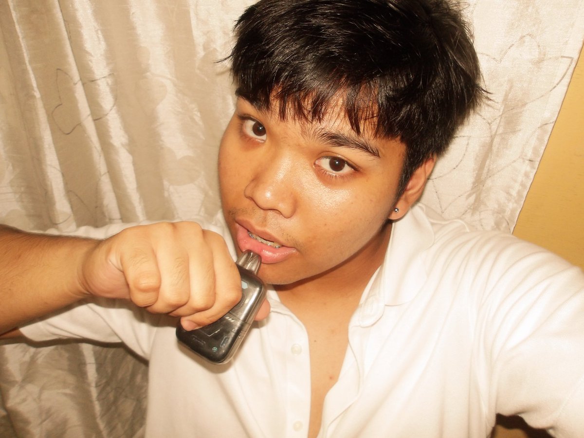 defnot_rgt's tweet photo. wassup (in Kodak pixpro) https://t.co/CSwH65pZCn