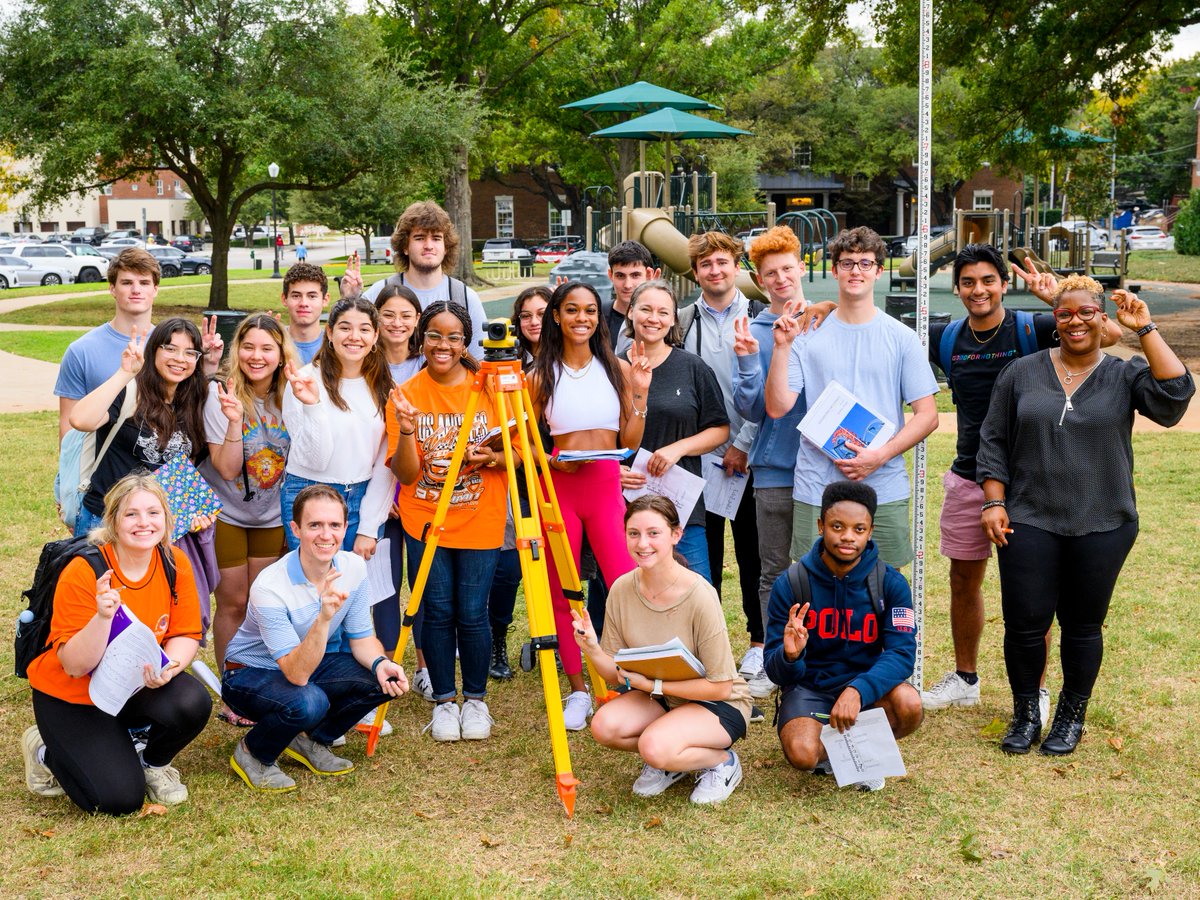 lyleengineering's tweet photo. It’s almost time. ❤️💙

A new school year means new ideas, new challenges, new friendships — and a whole lot more life in the halls of Lyle.

We can’t wait to have our students back and welcome our newest Mustangs to the Lyle community! https://t.co/ysh6Kbhvpd