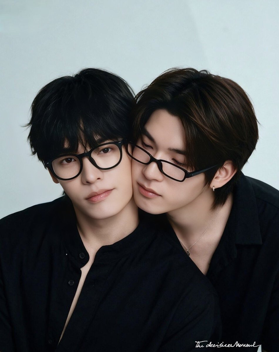 2TIPOR_'s tweet photo. 저랑 태남얘기해줄 트친구해요…
저랑 친구해줘요ㅜ

#teeteepor #태국 #트친소 https://t.co/a4ORtMP3pU