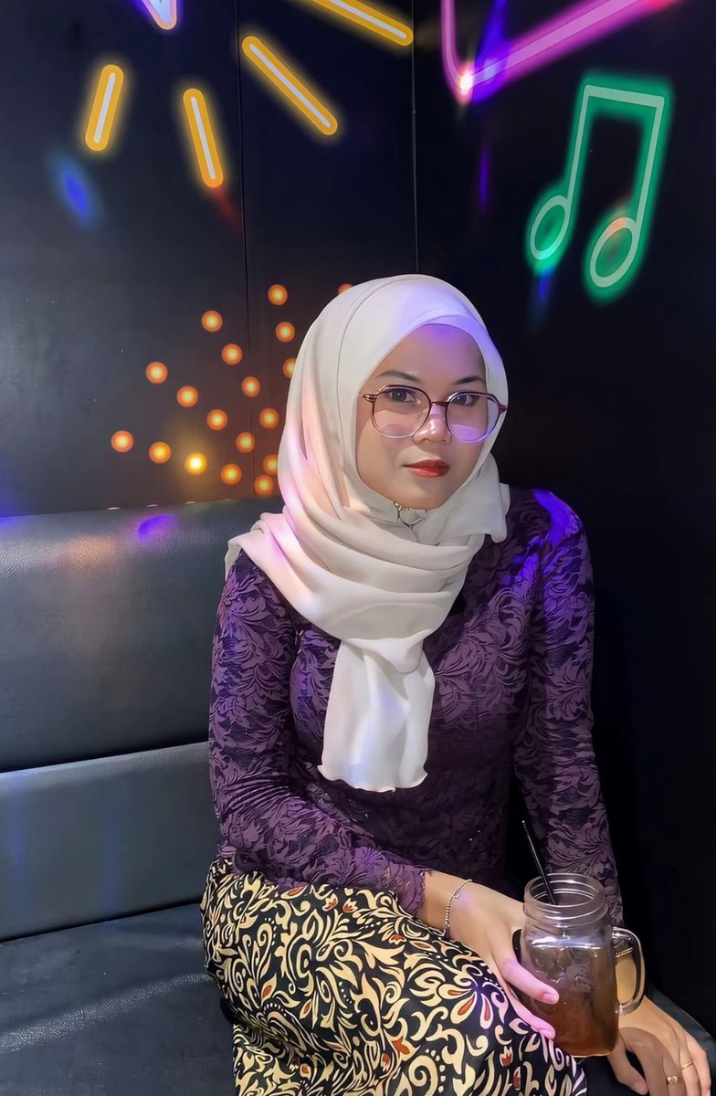 cikfrenty01's tweet photo. Tengah ramai bincang kebayak ni😍ke b10
#awektudung #awekcun #awekpadu #fypmalaysia https://t.co/rW06xTBoNJ