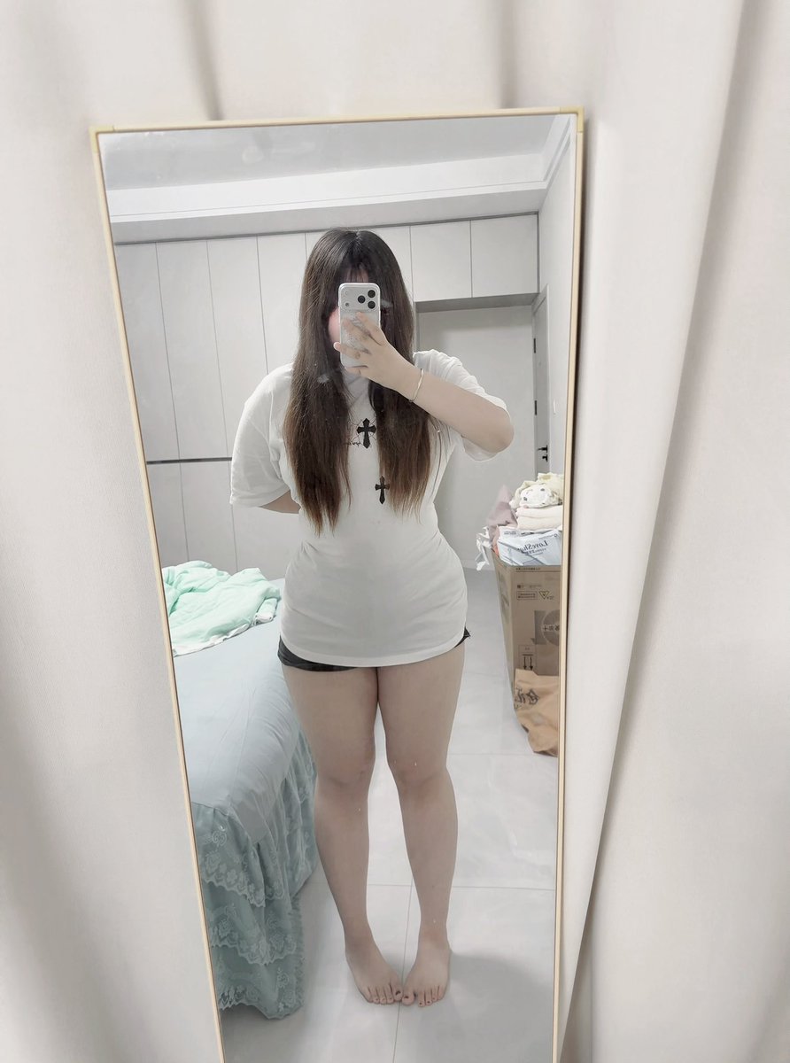 mmdyef's tweet photo. 188元：线下课表 + 200+福利视频/照片
288元：加微信 + 进TG小群，持续更新
520元：语音通话 + 视频，日常分享，永久好友位，线下7折
1314元一生一世：语音/视频不限时，定制视频5个+专属照片包，线下5折优先档期，一对一陪伴，永久置顶，新福利优先
支付：支付宝口令红包 + 发联系方式 https://t.co/8YjjP8plyh