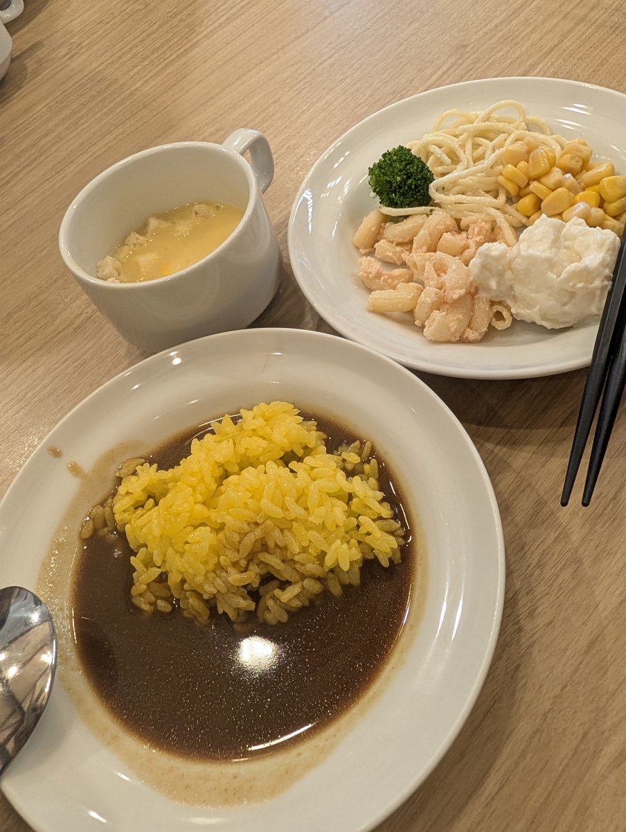 Mappy330301's tweet photo. 昨日は皆でヴィクトリア🥩😋
大俵ハンバーグ🎶✨️ https://t.co/C4bMYwgtoK