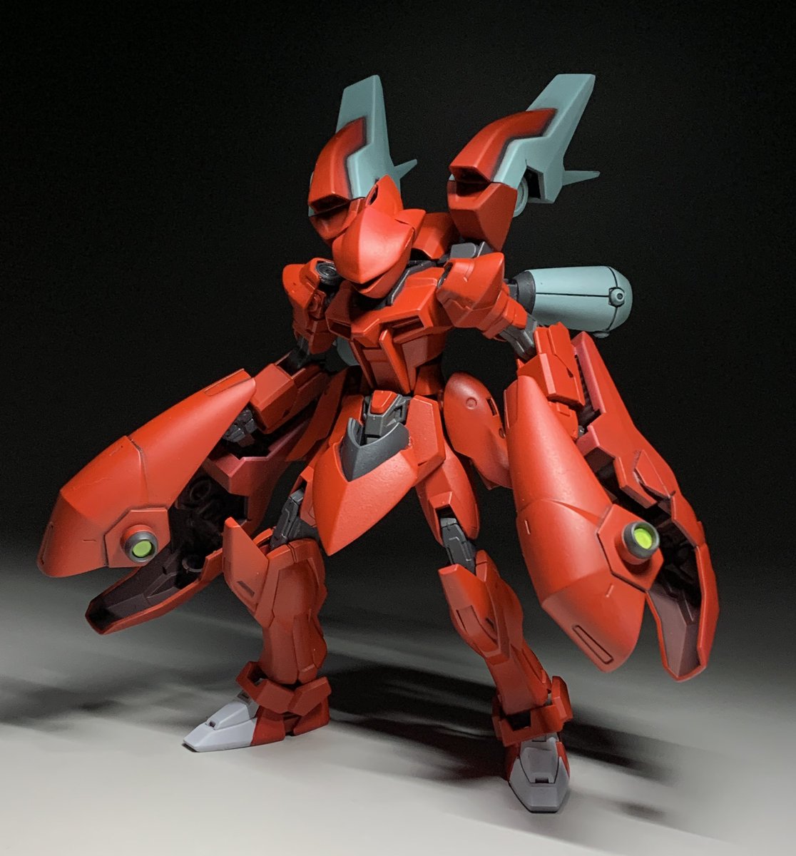 protocraft_bg's tweet photo. ポケモン好き「これはハッサムです」
ガンダム好き「これはストライクです」 https://t.co/2IgrcbUFTE