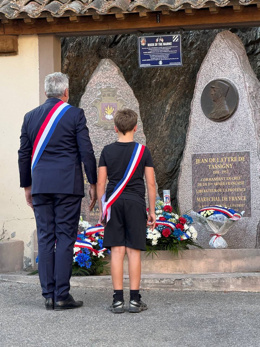 FrankGiletti's tweet photo. Hier soir, j’ai participé à la cérémonie de la Libération de #Pierrefeu-du-Var.
Un moment solennel pour rendre hommage à ceux qui se sont battus pour la France et notre liberté.
L’occasion également de saluer et remercier nos sapeurs-pompiers, mis à l’honneur lors de cette cérémonie, pour leur engagement et leur mobilisation en renfort face aux incendies qui ont touché notre département.