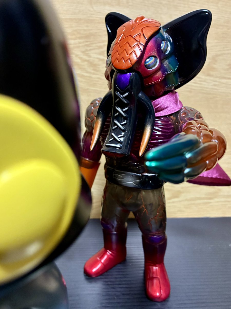 REAL315000000's tweet photo. エレマックス VS パチマン
#RHND
#realxhead
#真頭玩具
#リアルヘッド
#neoone
#AWESOMETOY https://t.co/UjCMtoTVt9