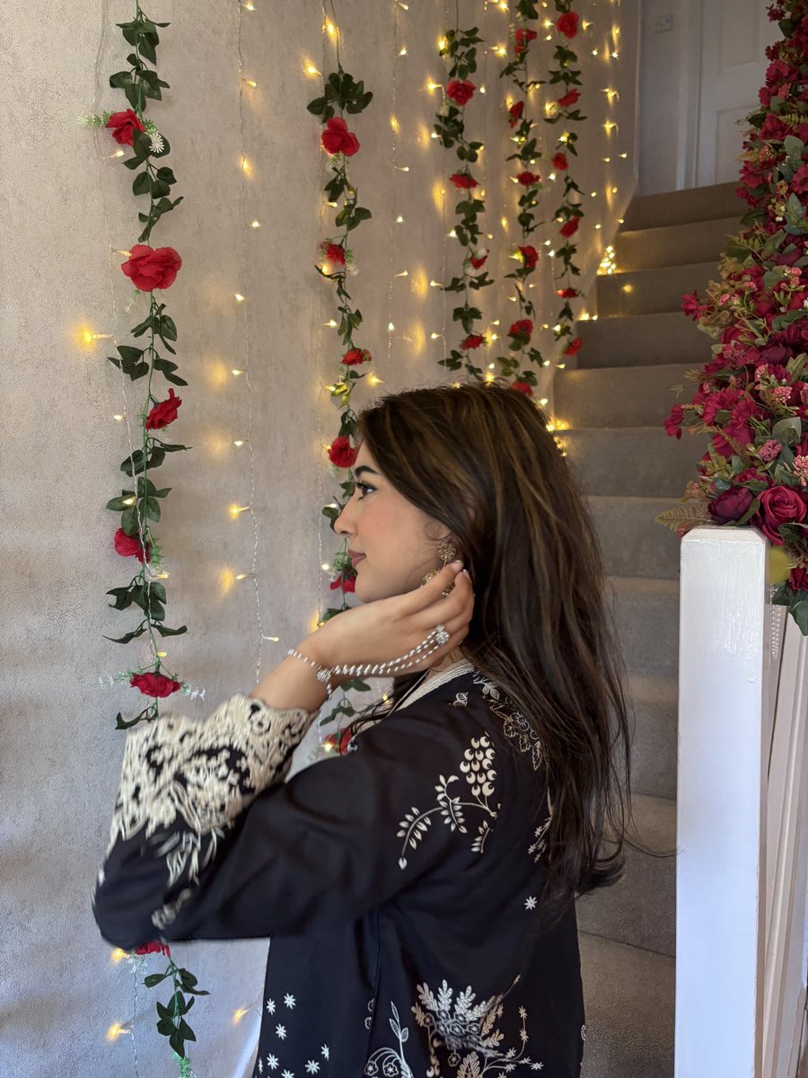 __uzmaaaa's tweet photo. A little wedding dump incoming https://t.co/7KRCtttq6t