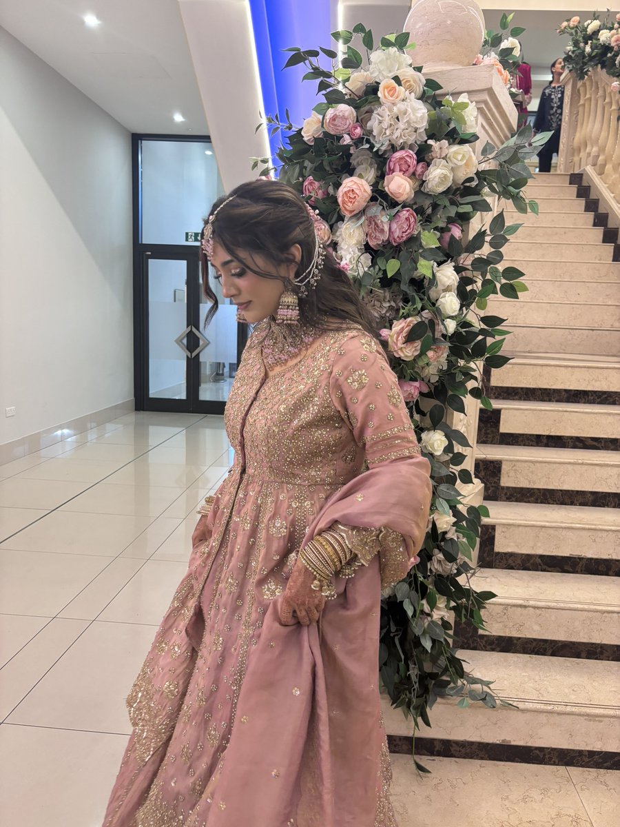 __uzmaaaa's tweet photo. A little wedding dump incoming https://t.co/7KRCtttq6t