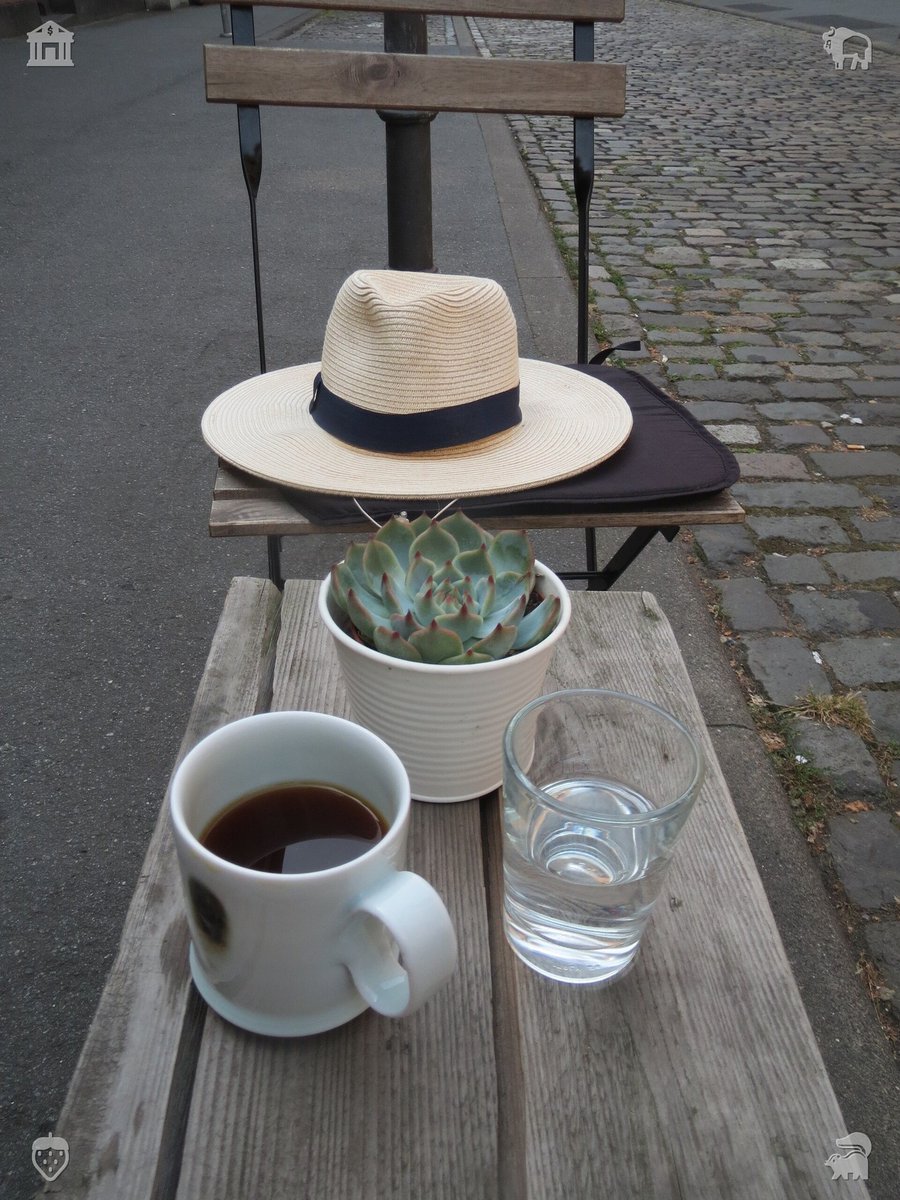 Dimiyke03's tweet photo. Coffee after exercise tastes like a reward that was actually earned. https://t.co/aukjKodz6p