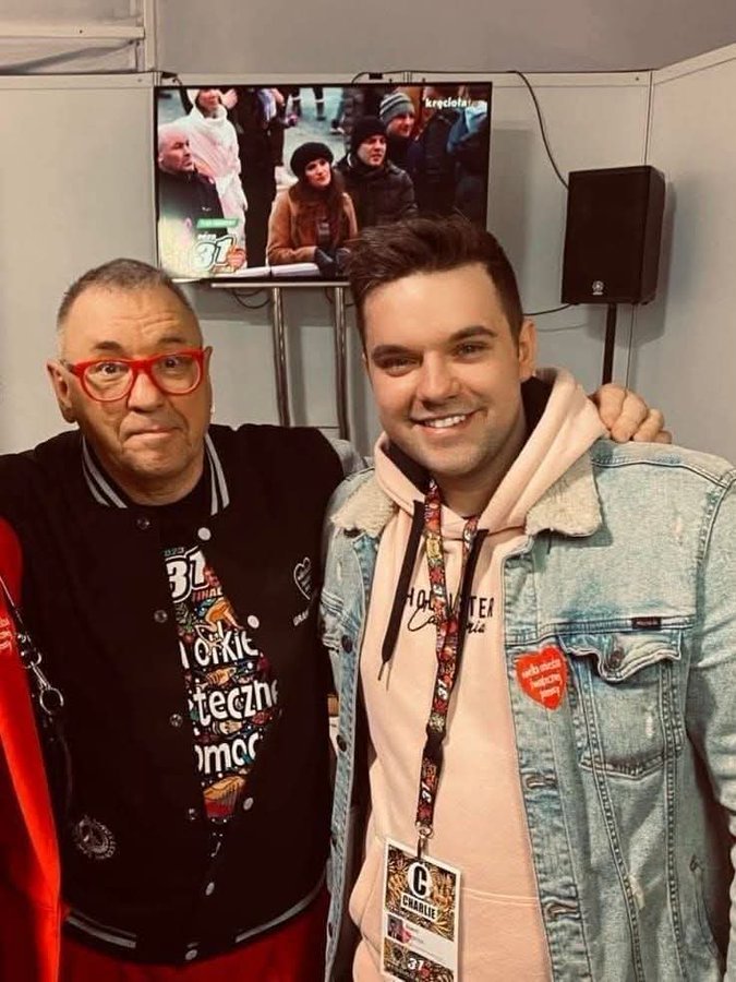 Kuba862978's tweet photo. @GomolaAdam @PatrykSlowik Adam 3maj sie! https://t.co/2PPv2b5Oat