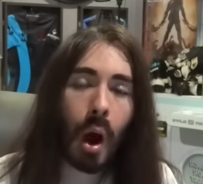 DanoGmr's tweet photo. just got an S tier freezeframe of @MoistCr1TiKaL https://t.co/kWfl0VFfz3