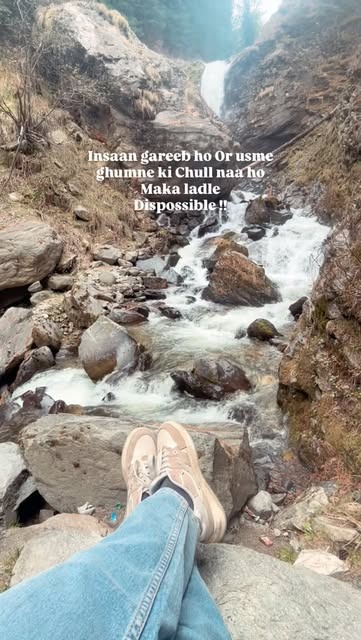 ChloeThomajitf's tweet photo. The river shifts, like time don''t scare it. Old thoughts travel light. 🌾 https://t.co/VWsl8zNO6N