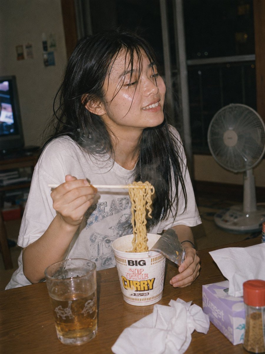 axt_ai_ai's tweet photo. “暑い夏ほど、なぜか熱いものが食べたくなった。汗をかきながら食べた夜のことだけ、
今でも妙に覚えている。“

あなたの「夏なのに、なぜか食べたくなるもの」は何ですか？
#AIart️️️️️️️️️️️️️️️️️️️️️️️️️️️️️️️️️️️️️️️️️️️️️️️️️️️ https://t.co/BHFkXRvyT5