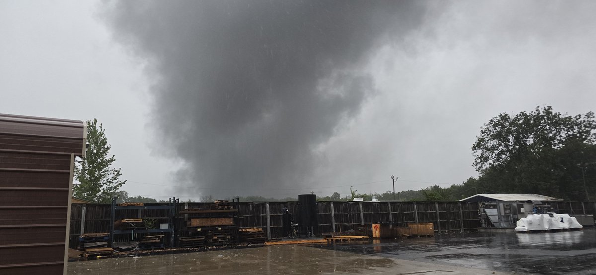 biffkevlar's tweet photo. We felt a big boom. Look outside and  the tank farm near by is on fire. https://t.co/fHNDc9KTs8