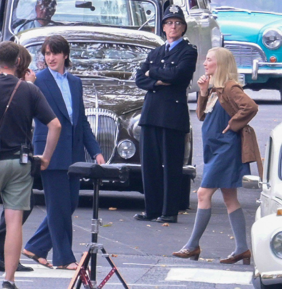 saoirsefiles's tweet photo. Saoirse Ronan and Paul Mescal on the set of ‘THE BEATLES’ biopics https://t.co/hbvfF7Ngzz