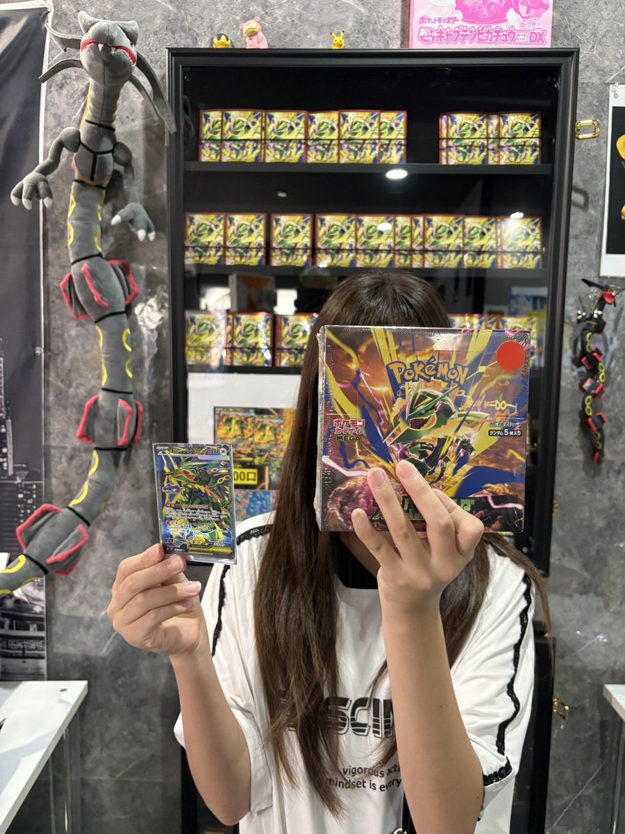 jokstoreka's tweet photo. 昨日はご来店ありがとうございました😭
イベントも好評でよかったです😆
また楽しめるイベントを準備させていただきます🧐 https://t.co/x1iQCHmM3M