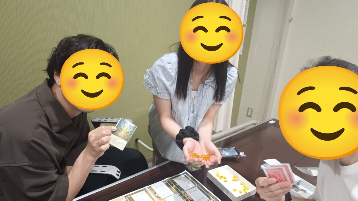 lorematrix's tweet photo. お子様や女性、高齢者にも遊びやすい！
『LORE MATRIX Lite〜どうぶつまほうのちえくらべ〜』を開発中🐱
ルールは魔剣方陣とほぼ同じですが、森の中の魔法学校で可愛い動物たちが魔法比べをするという設定🧙
太陽、風、雲の3すくみとなります✨️
#lorematrix #ボードゲーム #BGBE #どうぶつまほう https://t.co/5HozNeRgrS