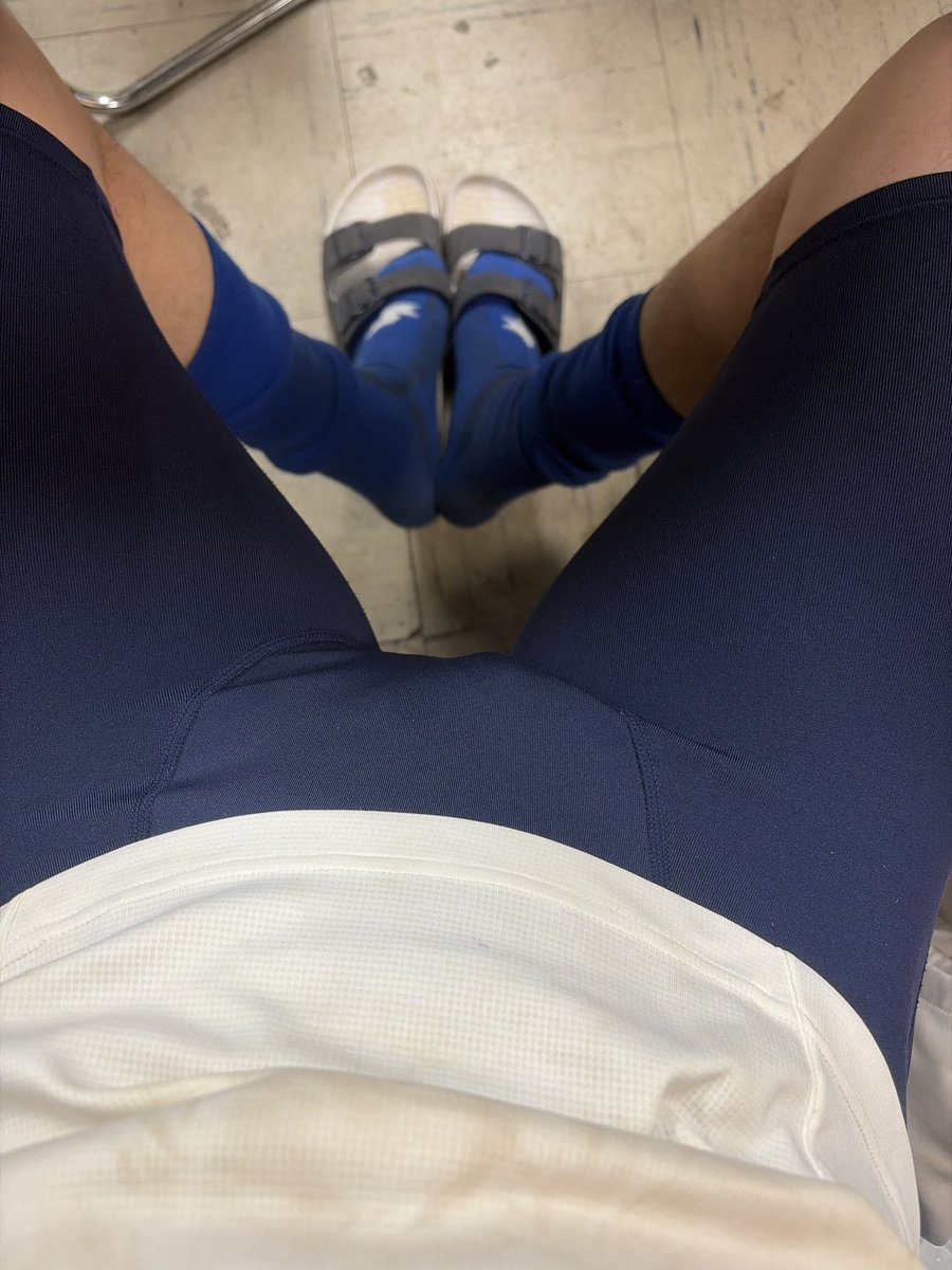 snagsol's tweet photo. 練習後のズリストとスラパン https://t.co/psNdJCdeT0