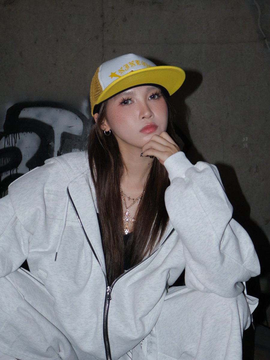 rajkumarty's tweet photo. 休日に『何もしない』という最高の贅沢を満喫中。たまにはこういうのも悪くない。 💧
ENx https://t.co/DuYrSj6OVE