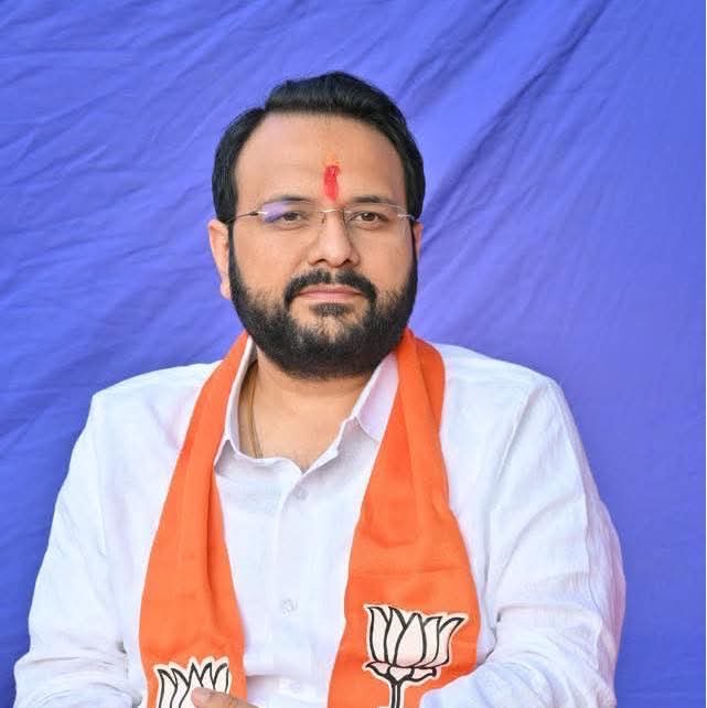 sujeetsingh4bjp's tweet photo. Warmest Congratulations to @drhemangjoshimp Ji on being appointed as the National President of Bharatiya Janata Yuva Morcha @BJYM 

Your dynamic vision, dedication, and commitment to empowering the youth will surely strengthen the organization and inspire countless karyakartas across the nation. Wishing you great success in this esteemed responsibility and in your continued journey of service to the country.