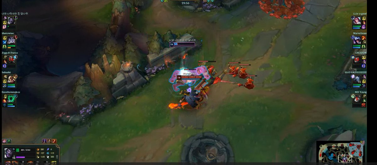 CounterSpyplane's tweet photo. @drewlevin Hi Drew, i had Mundo that decides to troll after we were losing i am wondering how this guy is not been punished yet tbh. he stands still for next 3 or 4 deaths and let himself die without hitting any abilities. (i cant send video because the MB is too small) https://t.co/UYi2jwuDf1