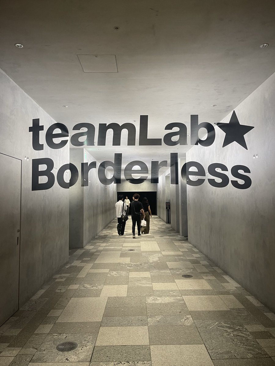 xxxxxxkeixxxxxx's tweet photo. #teamlabborderless
#チームラボボーダーレス 
幕張に宿泊後にアウトレットで買い物。
帰宅前にまたしても麻布台ヒルズへ立ち寄り。
チームラボのデジタルアート、同じ場所を通っても同じアートは見られないから癖になる。 https://t.co/1PKuppj3vP
