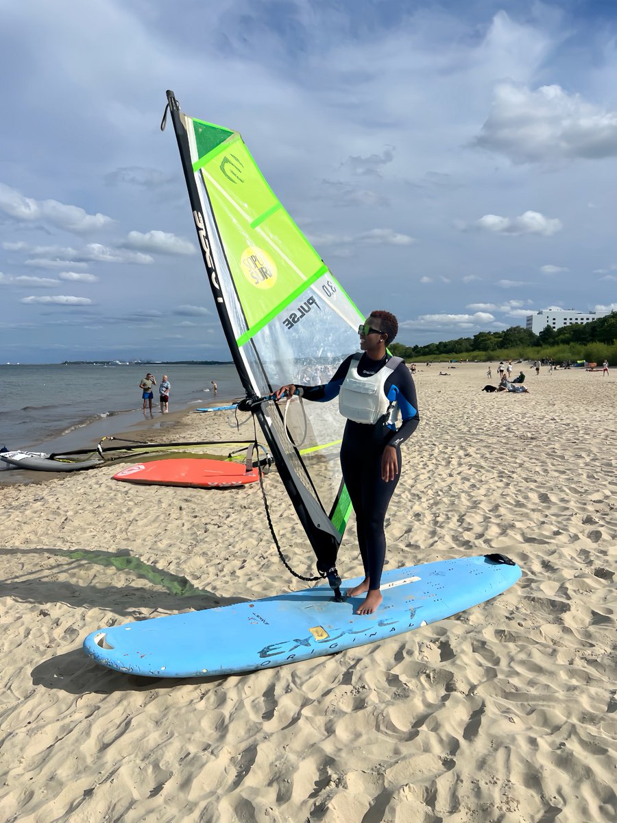 LTiwaringe's tweet photo. 🌊🏄🏾‍♀️💜 https://t.co/676NxAz1wf