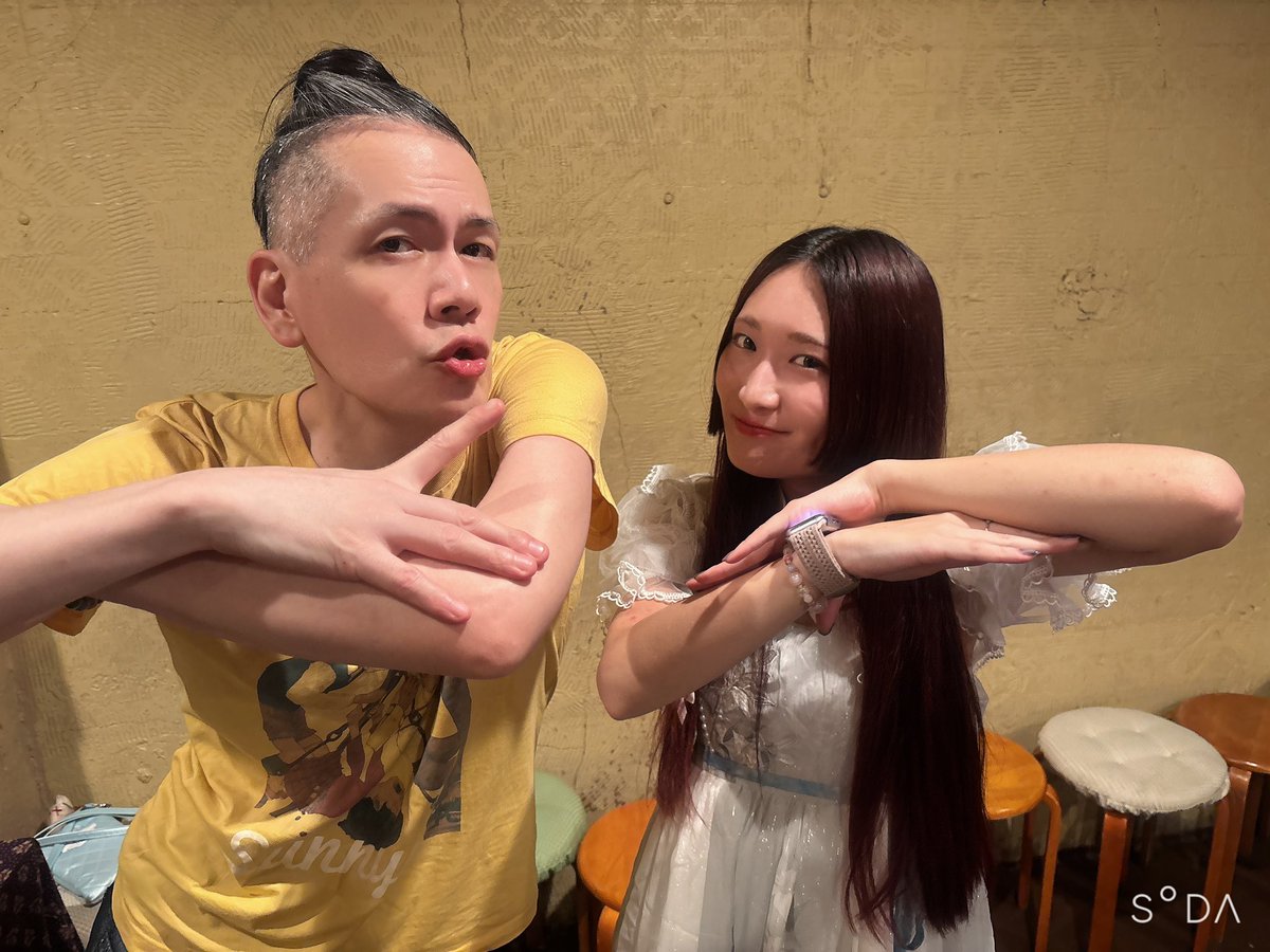 ssw_Lily's tweet photo. 真昼の月夜の太陽🌙*ﾟ☀️
ありがとうございました！
今日の会場はなんだかとても暖かくて😌
お客さん、演者の方、スタッフの方みんなで作った優しいライブだったなぁと思いました☺️♬.*ﾟ
少しでもLilyの時間がみなさんの心に残るステージであったら嬉しいです😌
たくさん写真撮りました🤣 https://t.co/aSS9AqLh42