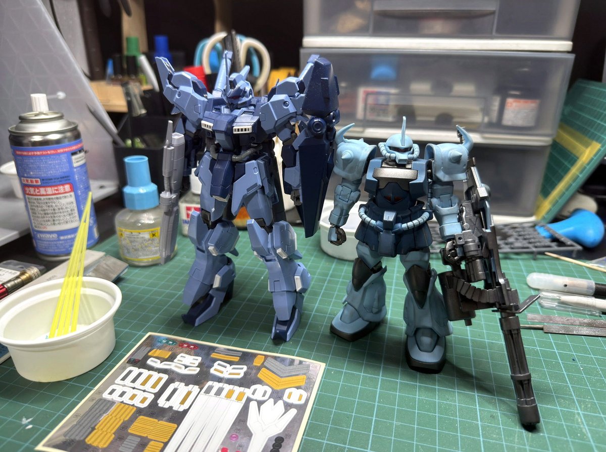sskaann_'s tweet photo. APNG作るのにクリスタEXに課金したから、部屋見て。みんな https://t.co/R1XgGBhfnW