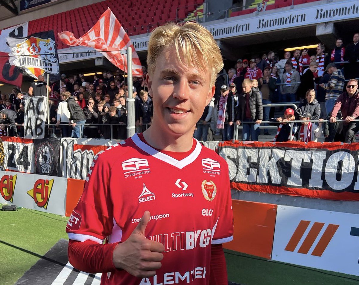 FabrizioRomano's tweet photo. 🚨⚫️🔵 EXCL: Atalanta have opened talks for Charlie Rosenqvist from Kalmar as 19 year old Swedish striker is on the list for U23 squad.

Initial discussions ongoing. 🇸🇪 https://t.co/es7LAcaIq4