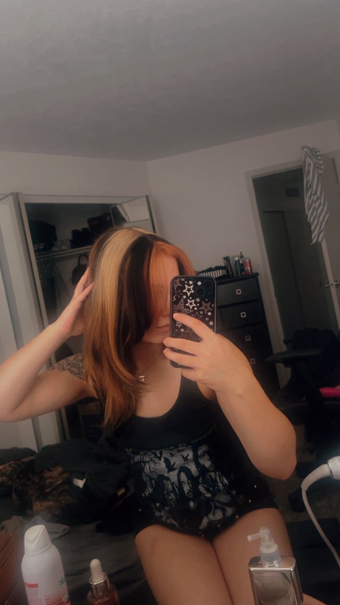 GoddessMegarax's tweet photo. good morning subbies, last night i had a dream someone sent me $4000, lets make that happen today🤭💸 https://t.co/raPTU2SOsk