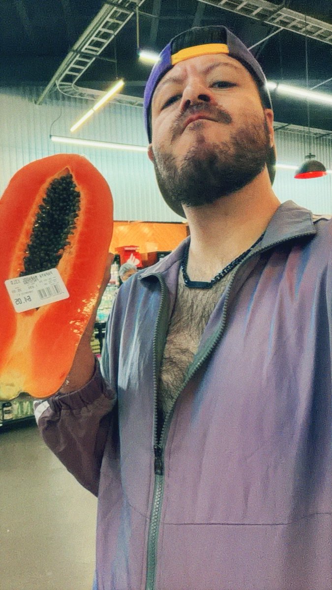 ArhamZoZo's tweet photo. ¿Soy el único jochis que ama la papaya? Hahaha es mi fruta favorita 🤩 (Porfitas no me juzgues) https://t.co/N0JXmitZVN